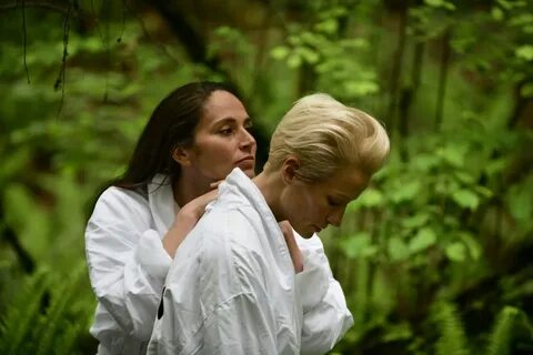 Sue Bird and Megan Rapinoe - Imgur