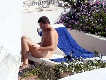 New York Post en Twitter: "EXCLUSIVE: Naked Tom Brady sure s