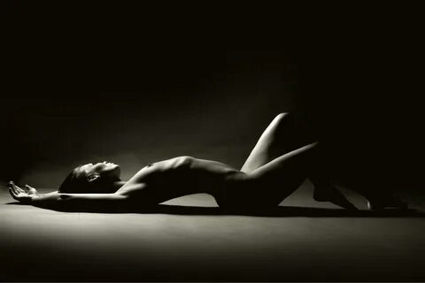artistic bw nude - BW Nudes - Master it with the help of Dan