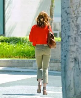 Emily Blunt Ass - Jeans and Pants - Asses Photo