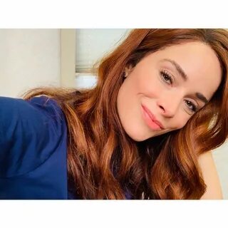 Abigail Spencer on Instagram: "Red hair. Super care. Megan H