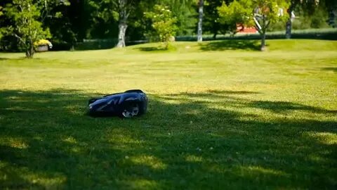 How Husqvarna Automower ® Robot Lawn Mower Works GIF Gfycat