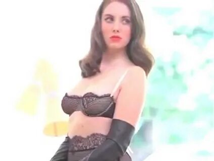 Pop Minute - Alison Brie Gillian Jacobs Lingerie Photos - Ph