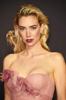 Vanessa Kirby Photo Shoot Related Keywords & Suggestions - V