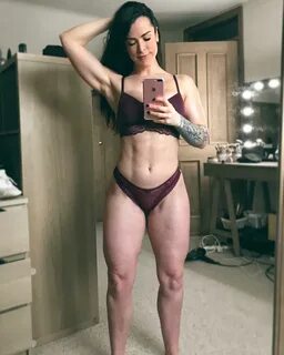 Lainey Griffin - laineybopster - The Fitness Girlz