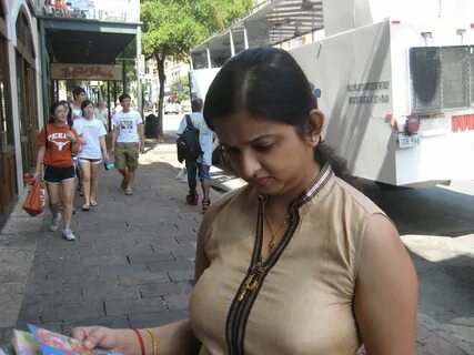 Indin big boobs in public
