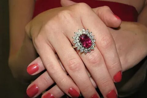 Ladies Platinum 5.5ct Thai Ruby Ring for Sale