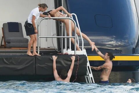 Kendall Jenner and Harry Styles Get Cozy on a Yacht POPSUGAR