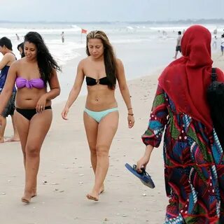 Bien faire Troc Horreur bikini en algérie Parti démocrate la