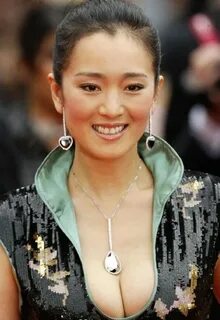 GONG LI sexy raccolta foto thread