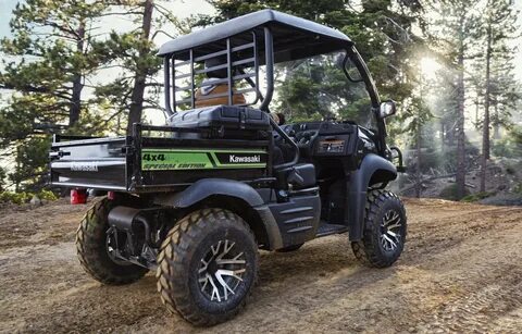 2018 Kawasaki Mule SX 4x4 XC SE vs. American Landmaster Land