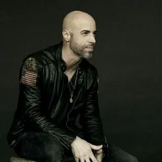 Chris Daughtry Chris daughtry, Shaved head styles, Chris