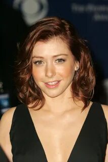 Digitalminx.com - Actresses - Alyson Hannigan - Page 1