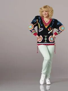 Pin by Gaby Montes on The Goldbergs ❤ Wendi, Beverly goldber