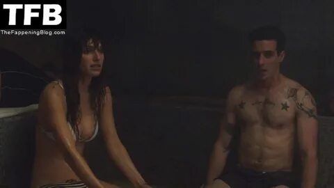 Free Lake Bell Nude & Sexy - How to Make It in America (10 P