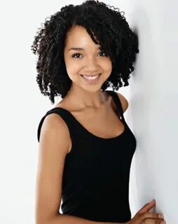 Picture of Aisha Dee