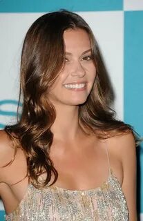 Olga Fonda - Olga Fonda Photos - Zimbio