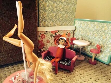 20 Hilarious Photos Of The Elf On The Shelf Being Very Naugh