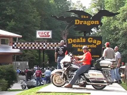 File:Dealsgap-harley-sign2.jpg - Wikipedia