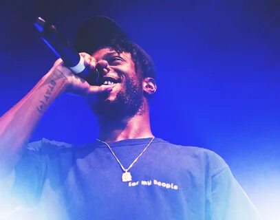 Isaiah Rashad Has Only Played Sold-Out Shows In Dallas. Cent