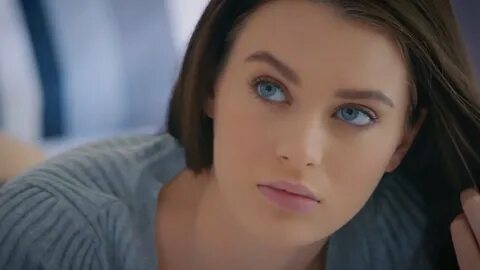 beauty of Lana Rhoades - YouTube