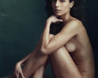 Jordana Brewster Nude Artistic Posing - Hot Nude Celebrities