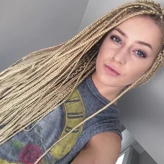 Resultado de imagen de blonde white girls box braids White g