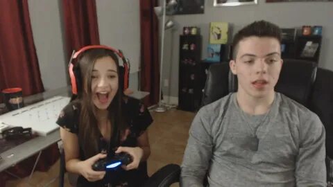 LITTLE SISTER PLAYS BLACK OPS 3! - YouTube