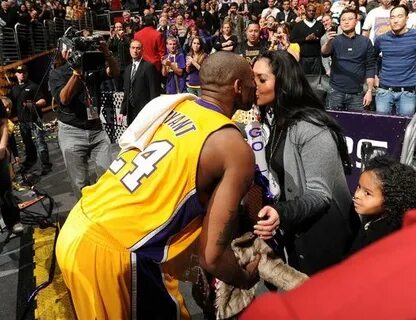 Vanessa Bryant Scores $75 Million From Kobe Divorce Settleme