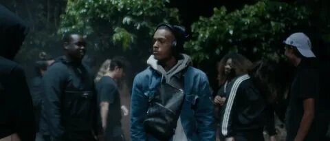 Moonlight, the official video for XXXTentacion's single is o