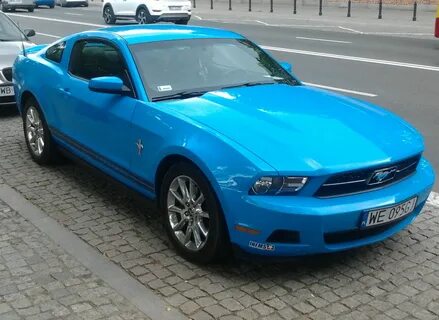 File:Blue Mustang2.jpg - Wikimedia Commons