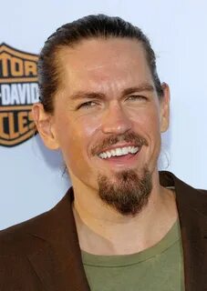 Steve Howey Net Worth 2022 Update: Bio, Age, Height, Weight 