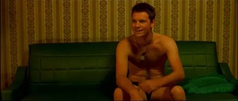 ausCAPS: Sam Worthington shirtless in Dirty Deeds