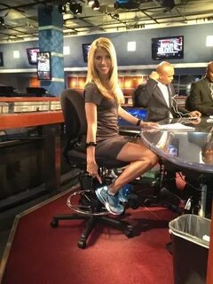 sara walsh ESPN Anchor Sara Walsh's Top 5 Hottest Pictures W