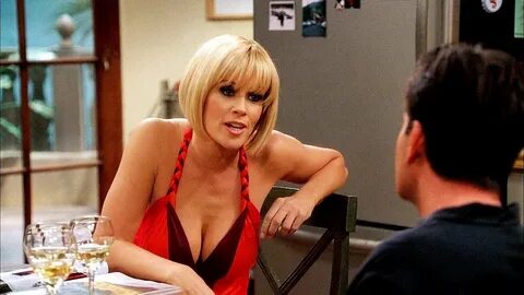 Two and a Half Men Charlie and Courtney HOOK UP Behind Evelyn's Back -...