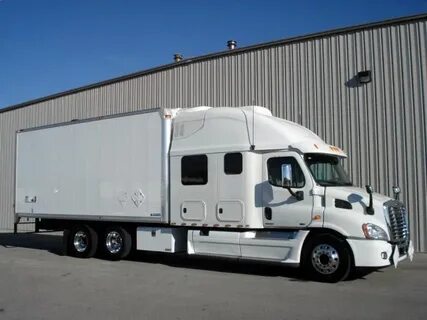 Trucks, Freightliner trucks, Big trucks