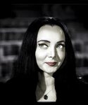 Morticia F. Addams : Photo Carolyn jones, Addams family tv s