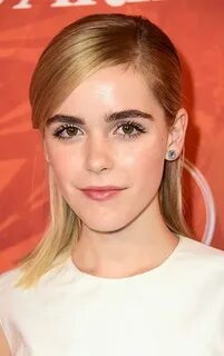 Kiernan Shipka's brow game is on point / Feathered Brows by 