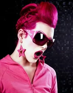 Pink Lady Jeffree star, Pink hair, Jefree star