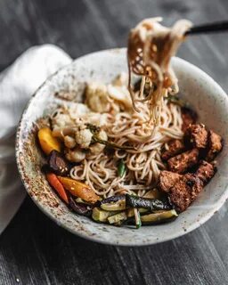 Soba Noodle Bowl with Peanut Tempeh and Roasted Vegetables -