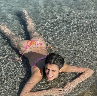 Dixie damelio leaked pics 💖 Charlie D'amelio booty pics leak. 