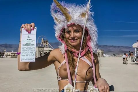 Sparkle Pony's model release At Burning Man 2016. See her . 