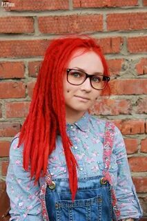 Bright red dreadlocks Rasta girl, Rasta hair, Red dreadlocks