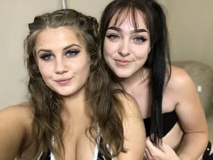 Belle Creed on Twitter: "I’m online with @MillieKnoxx !! Com
