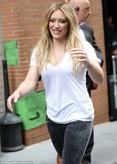 Hilary Duff says she's 'too busy to build a relationship' in