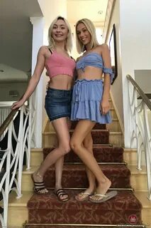 Chloe Temple & Sky Pierce Cute Girlfriends - Beautiful Leg