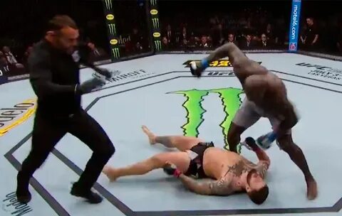 Тяжеловес UFC Розенструйк вырубил соперника за 9 секунд. Это