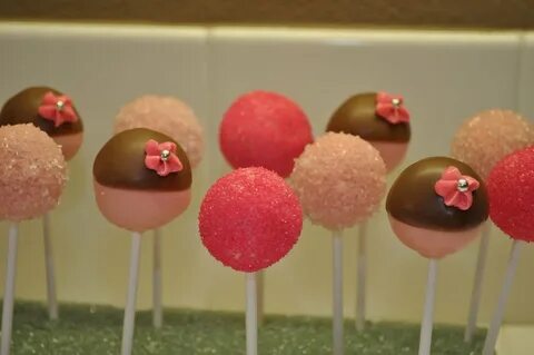 Cake Pops on the Cake (72 photos)