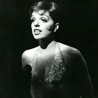 Liza Minnelli - Liza Minnelli - High quality image size 2421