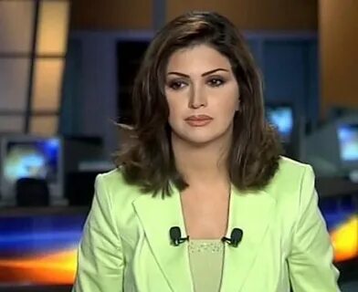 مذيعة الجزيرة إيمان عياد توجه نداءً عاجلاً لسكان مدينة رام الله. 